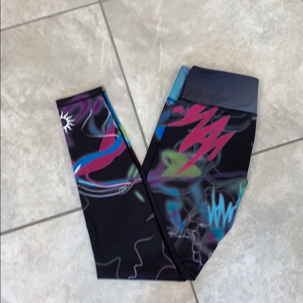 Platinum Sun neon leggings